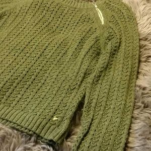 American Eagle sweater